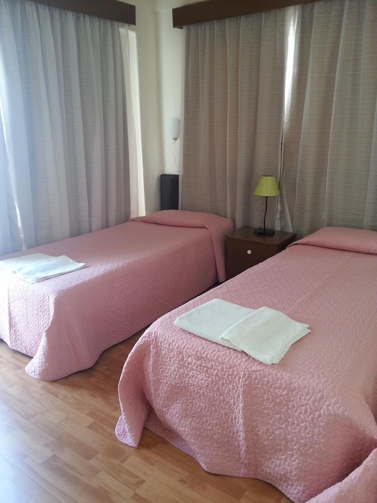 Pasianna Hotel Apartments Ларнака Экстерьер фото