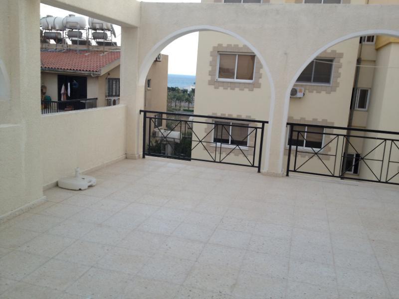 Pasianna Hotel Apartments Ларнака Экстерьер фото