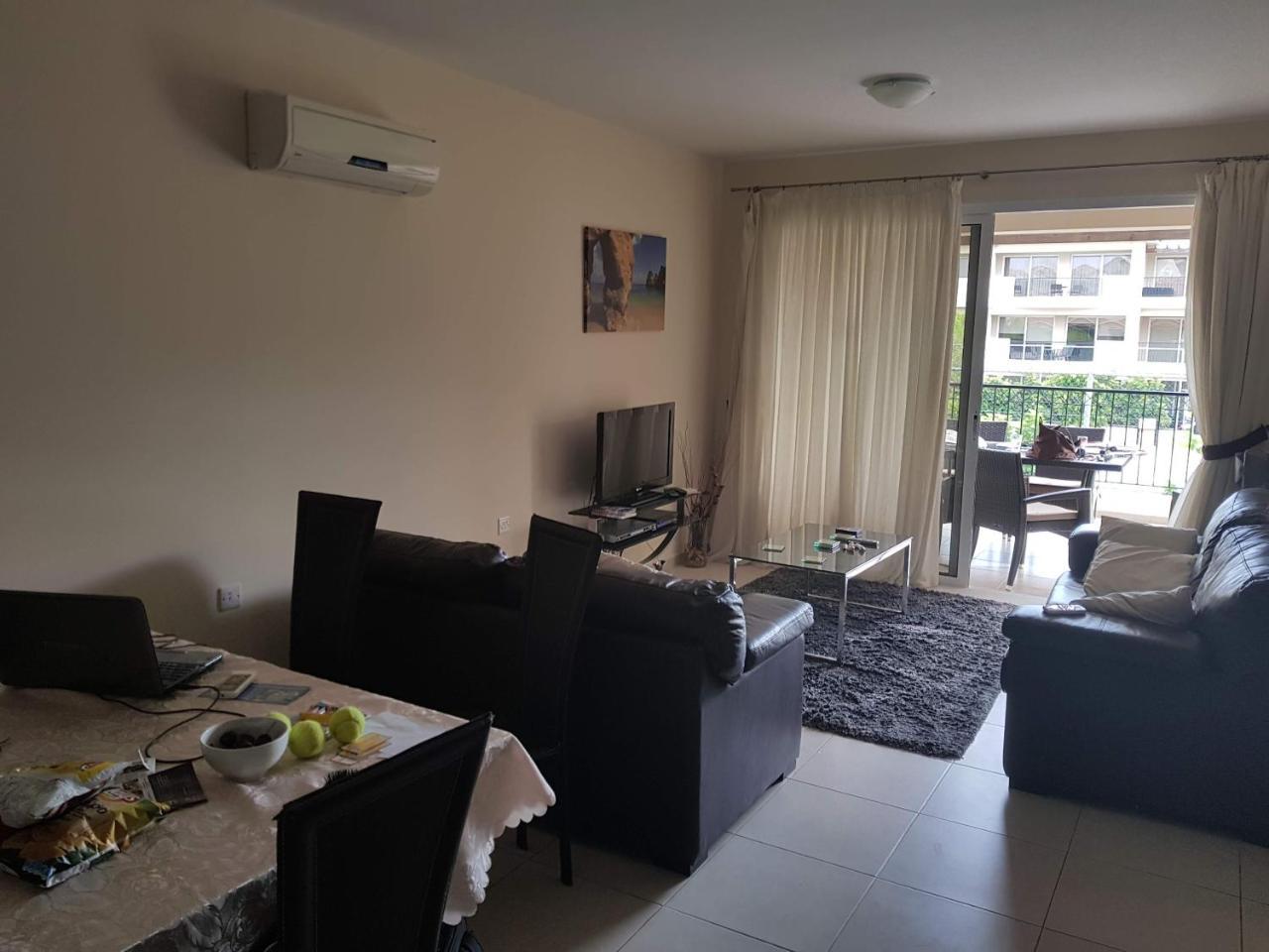 Pasianna Hotel Apartments Ларнака Экстерьер фото