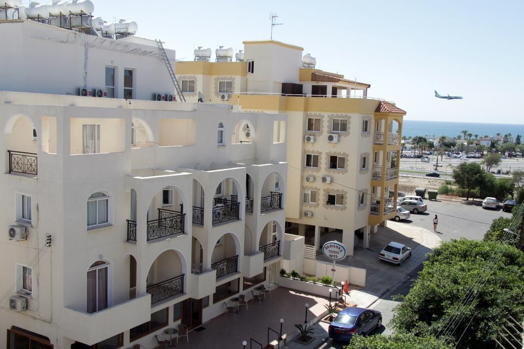 Pasianna Hotel Apartments Ларнака Экстерьер фото