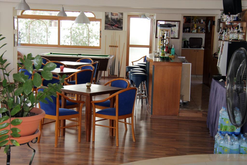 Pasianna Hotel Apartments Ларнака Экстерьер фото
